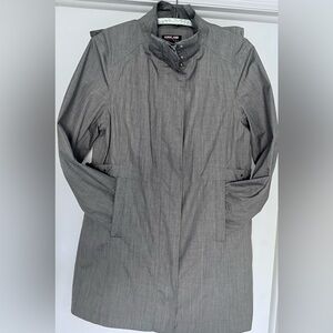 Kirkland 3-season raincoat, size Wms Medium
